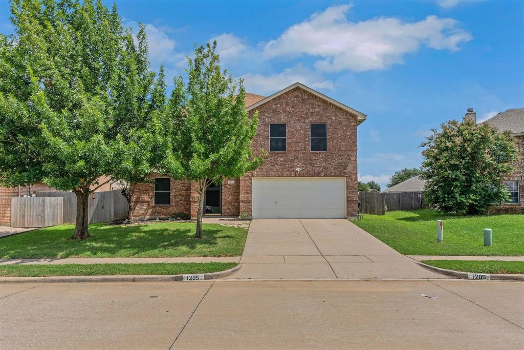 1205 Saltgrass Drive, Crowley