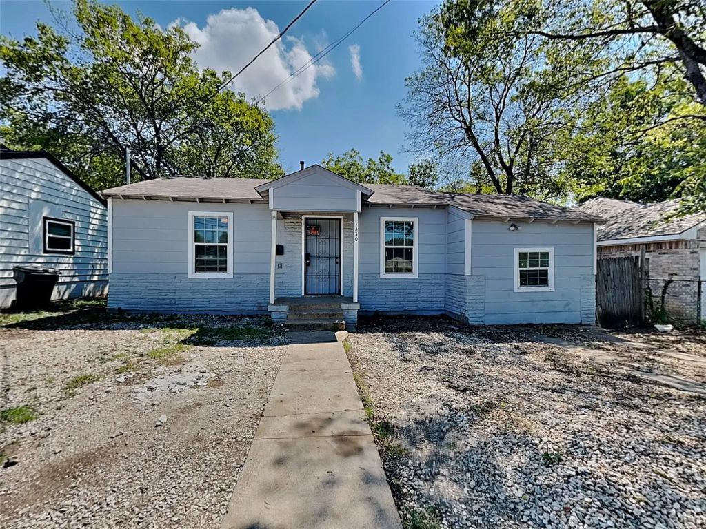 1330 Marfa Avenue, Dallas