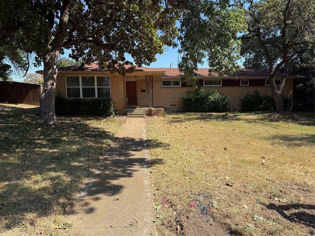 4614 Oak Trail, Dallas
