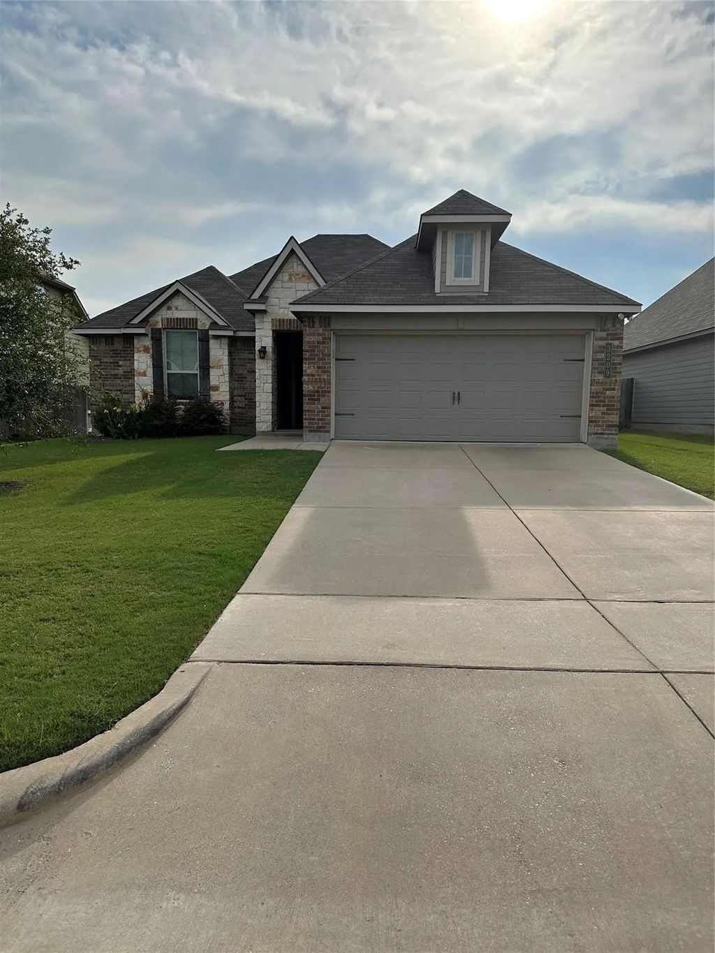 3209 Samson, Waco