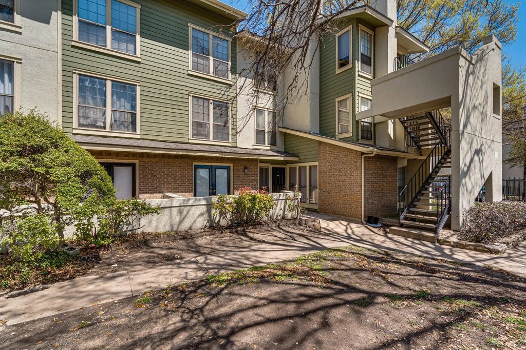 9611 Walnut Street 1106, Dallas