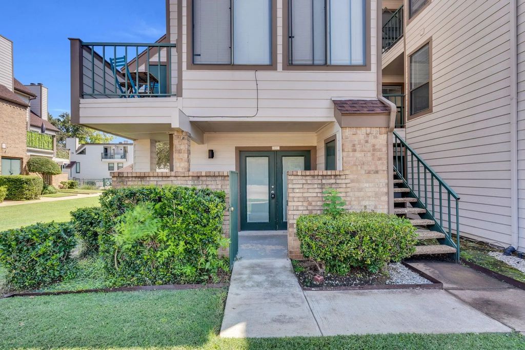2309 Balsam Drive K111, Arlington