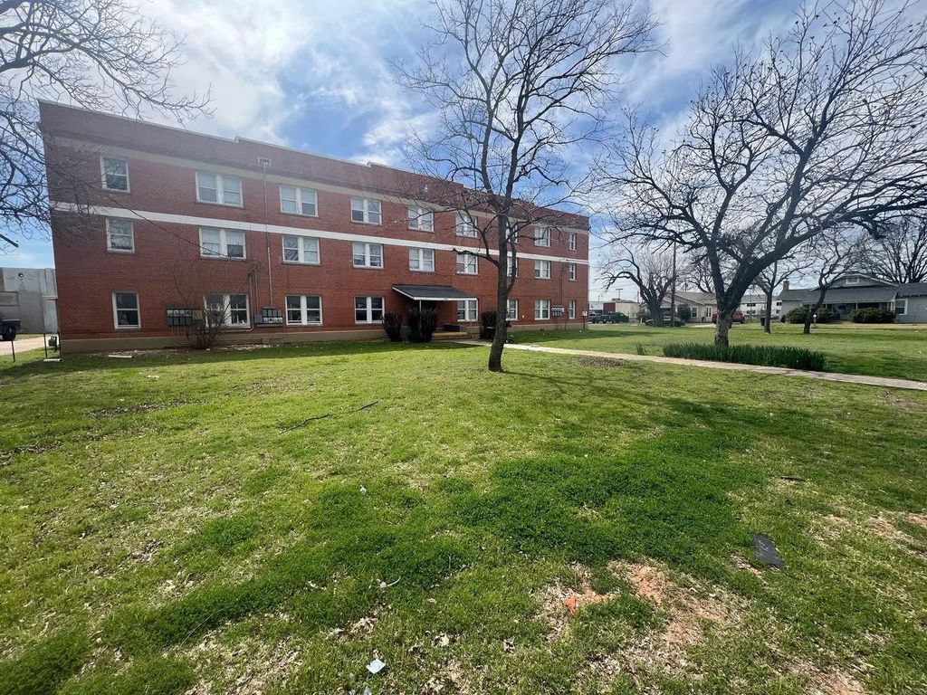 2083 N 2nd Street 9, Abilene