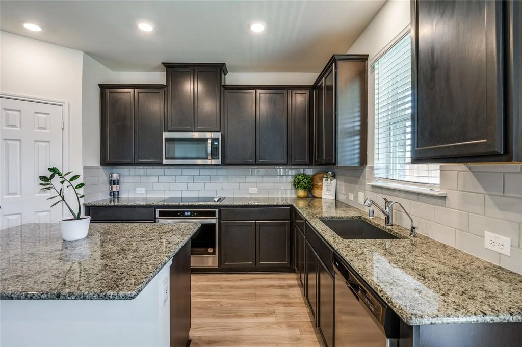 3652 Highland Bayou Drive, Celina