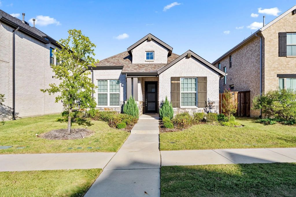 8220 Yellow Brick Pass, McKinney