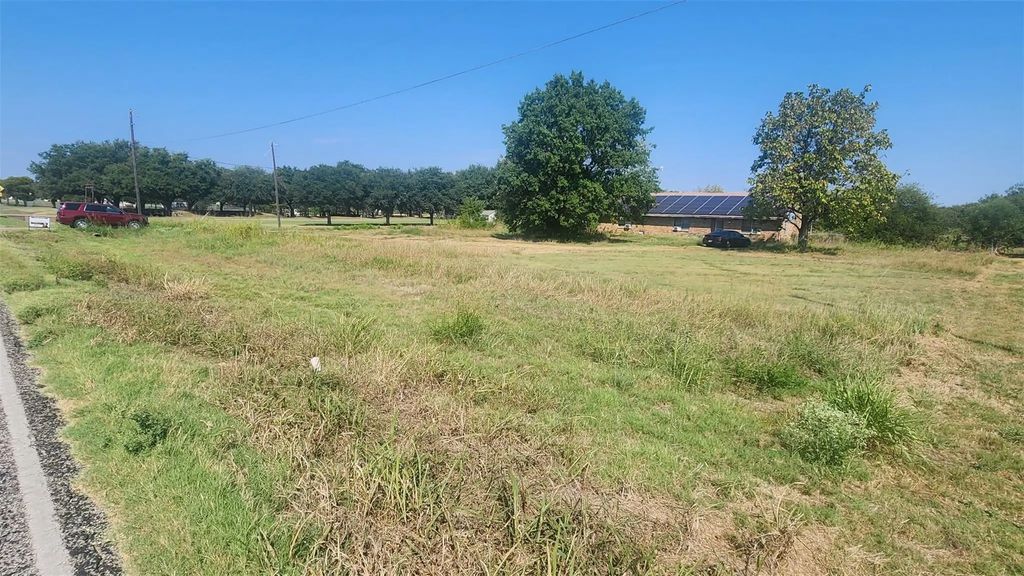 423 Fm 2377, Red Oak