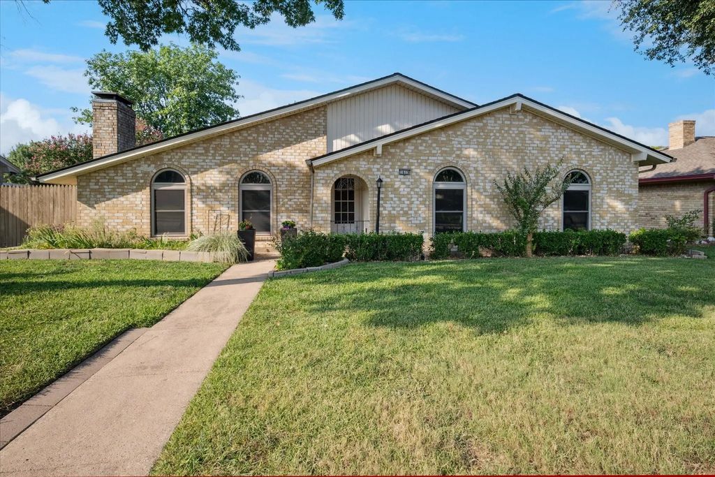 1619 Centenary Drive, Richardson
