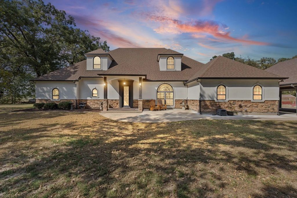 4465 County Road 3504, Sulphur Springs
