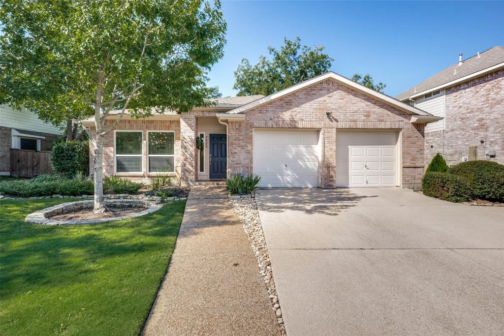7620 Waterside Place, Denton