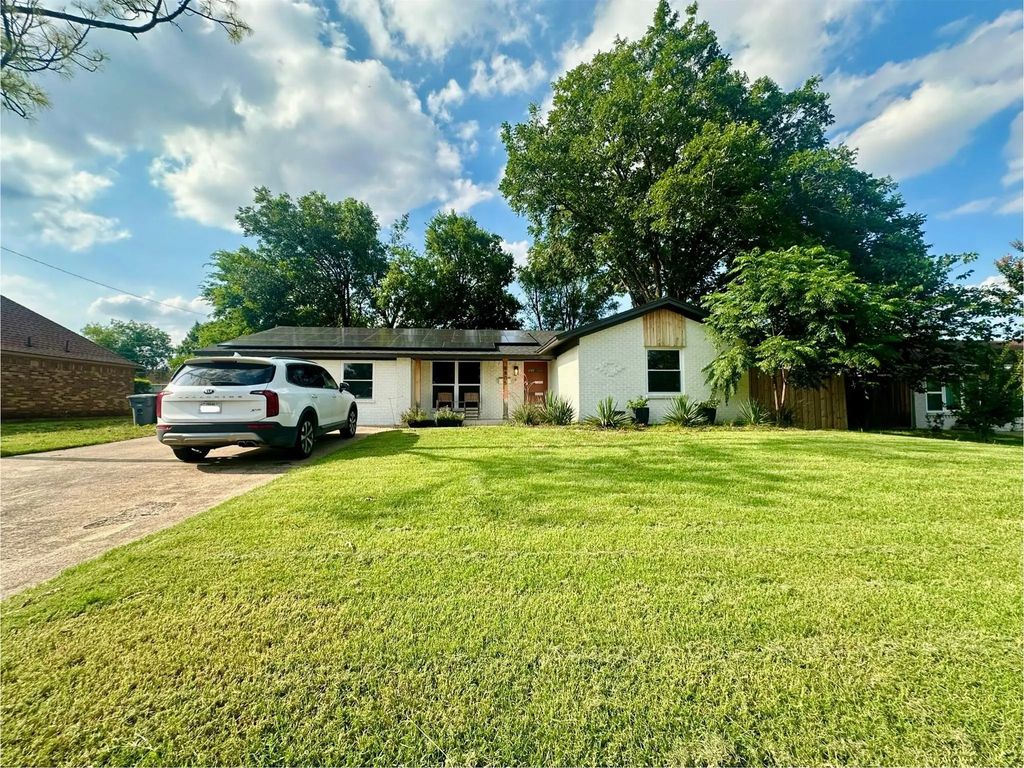 8805 Hanford Drive, Dallas