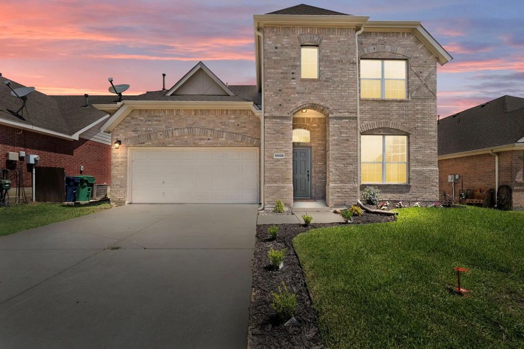 5808 Greenmeadow Drive, Denton