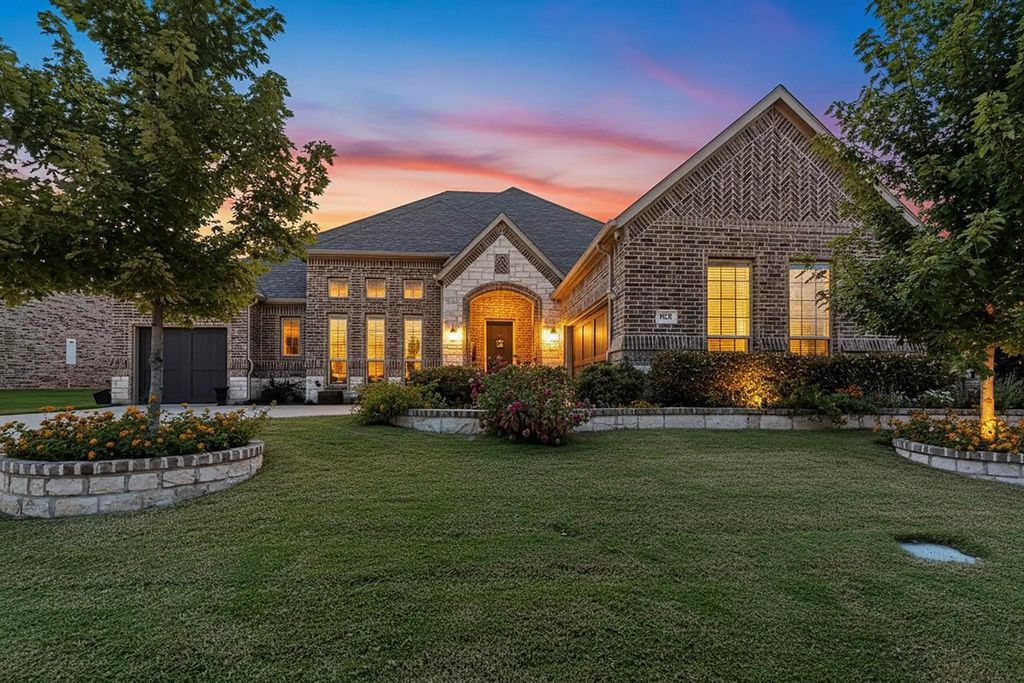 985 Foxhall Drive, Rockwall