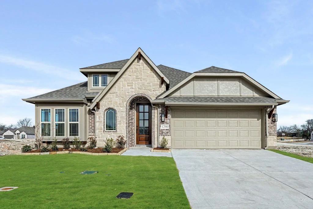 1290 Emily Drive, Trenton