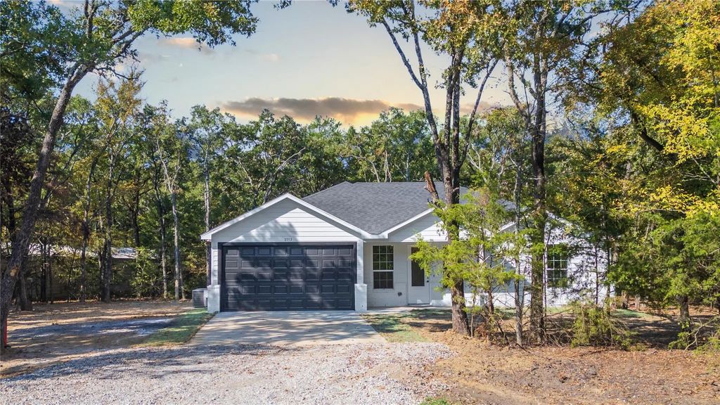 1773 Oak Circle, Scurry