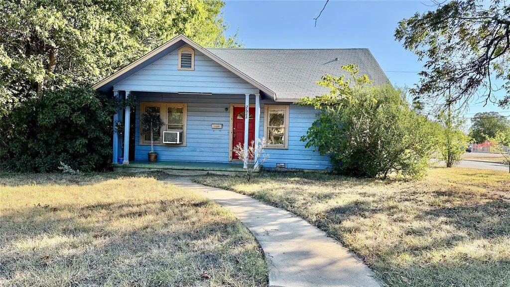 2622 Vincent Street, Brownwood