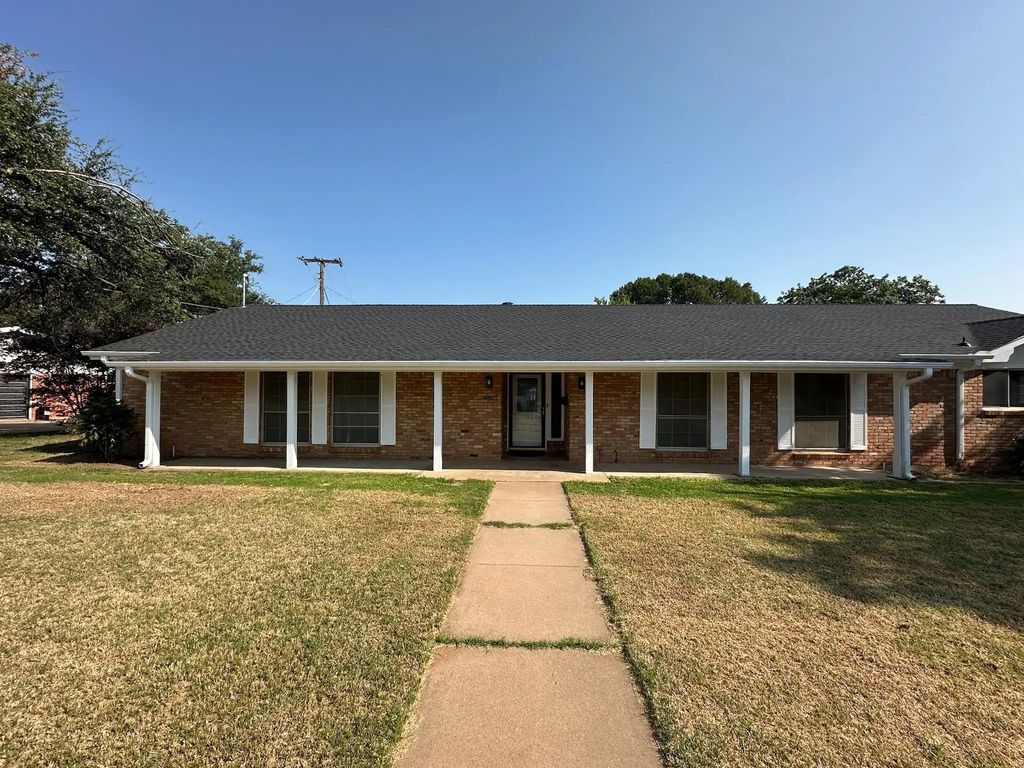 4805 Pawnee Pathway, Wichita Falls