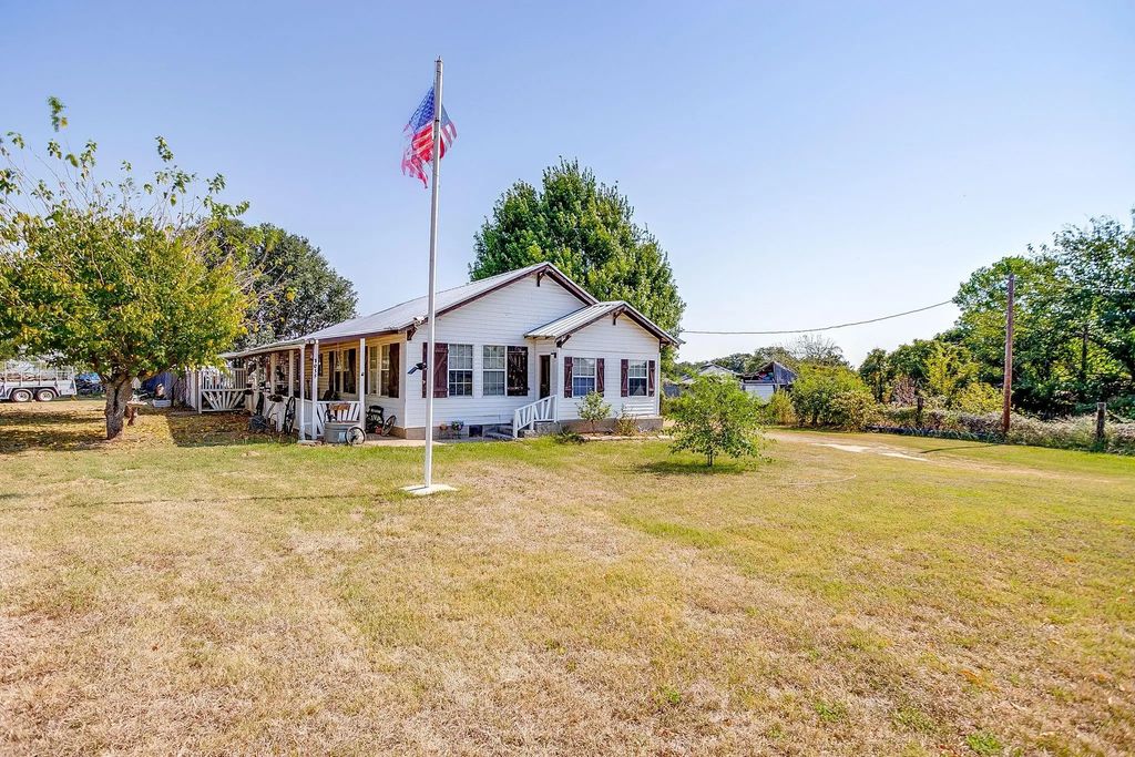 1035 Summit Drive, Springtown