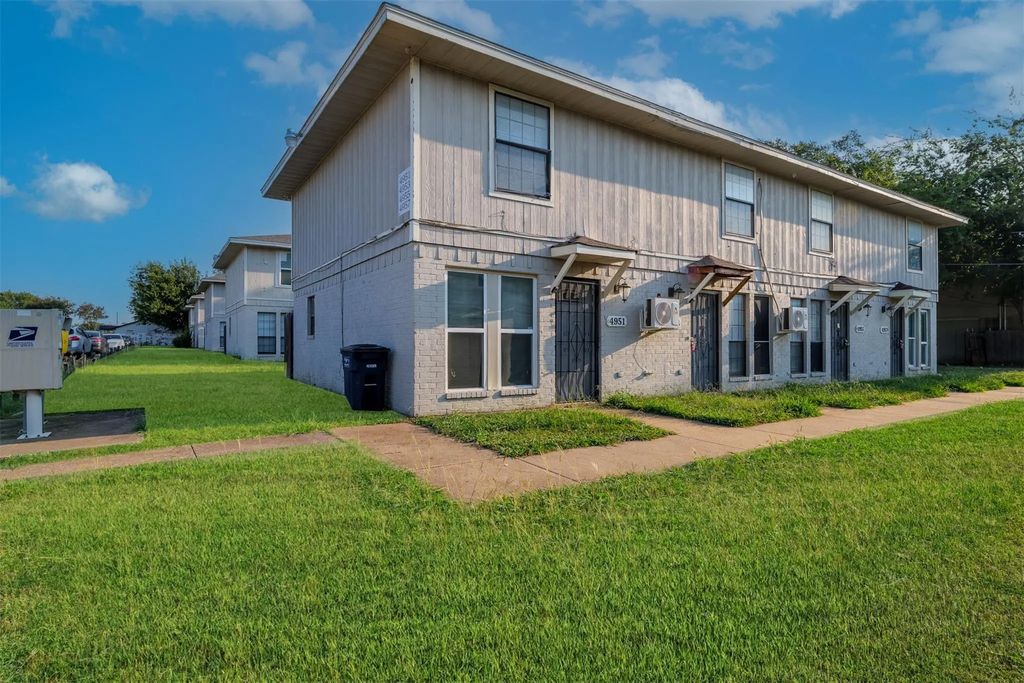 4951 Miller Avenue, Fort Worth