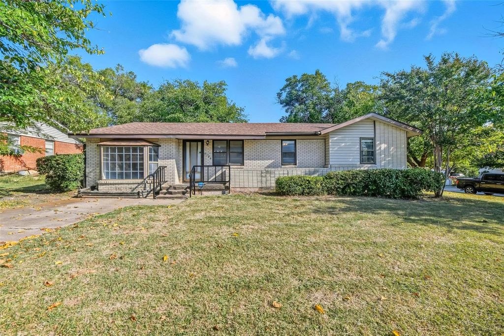8100 Tumbleweed Trail, White Settlement