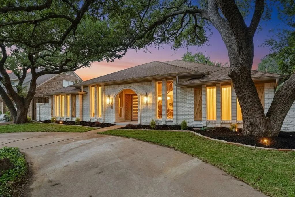 9219 Windy Crest Drive, Dallas