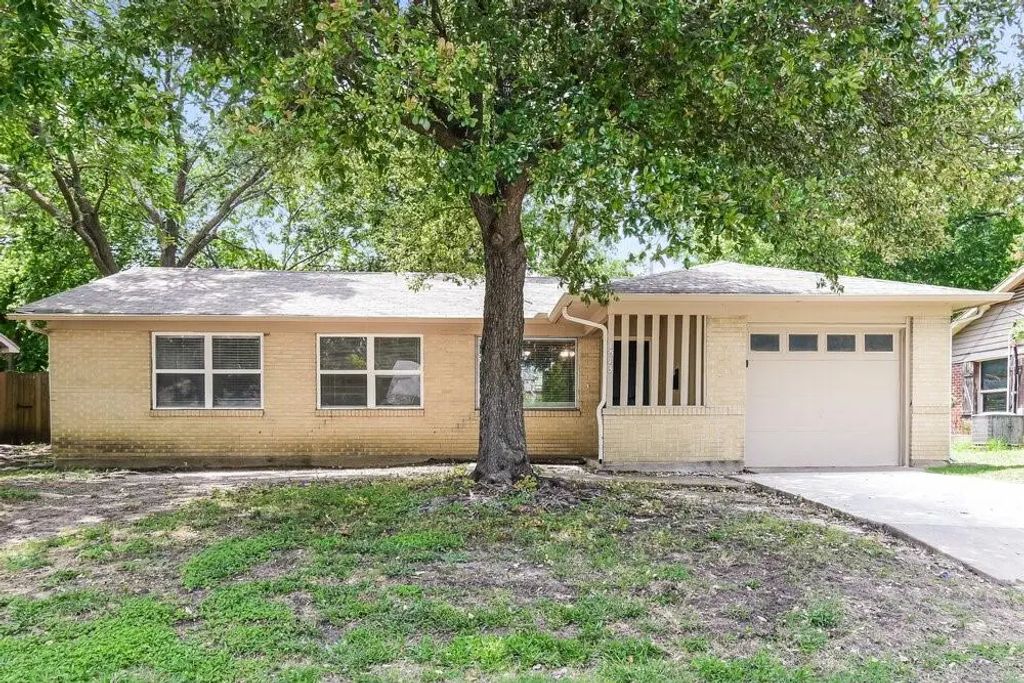 1513 Delmar Drive, Garland