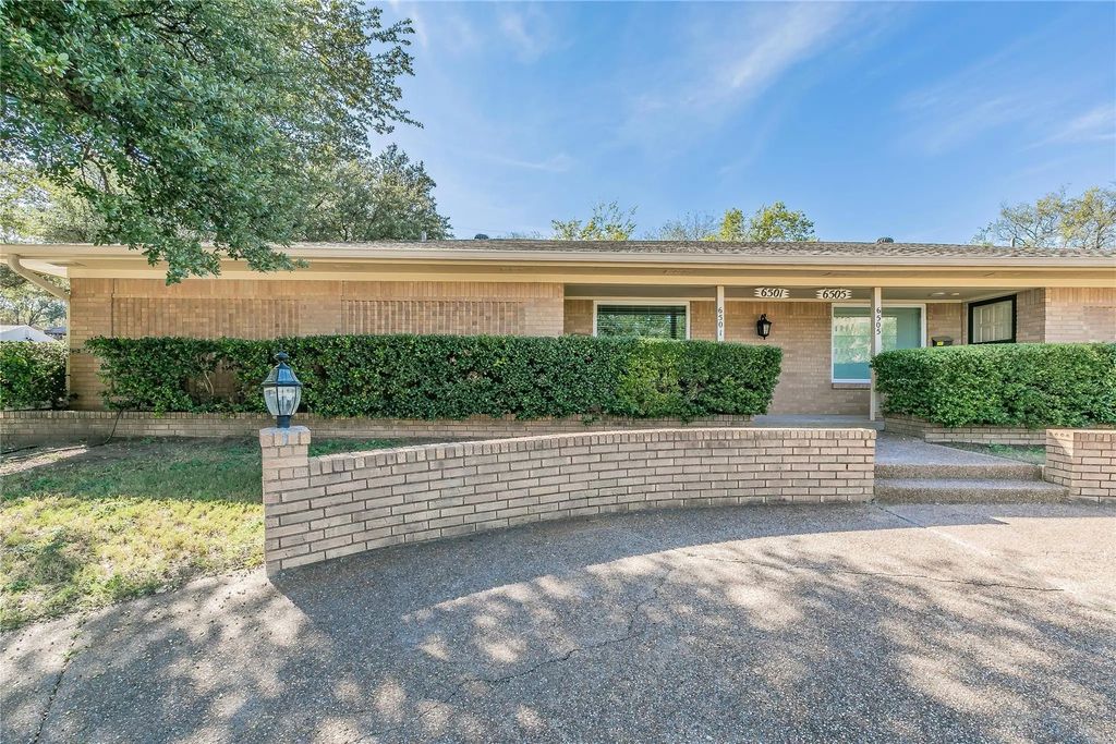 6501 Calmont Avenue, Fort Worth