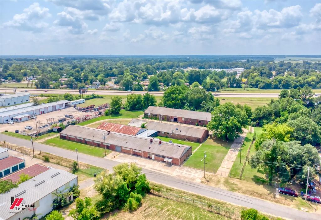4225 Pro Street, Shreveport