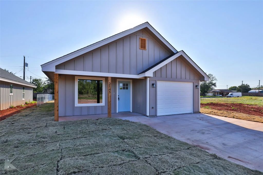 2557 Bel Air, Abilene