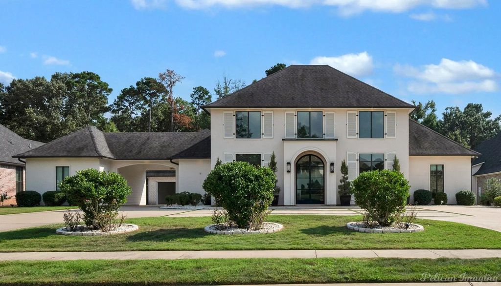 407 Oakwood Trace Court, Shreveport