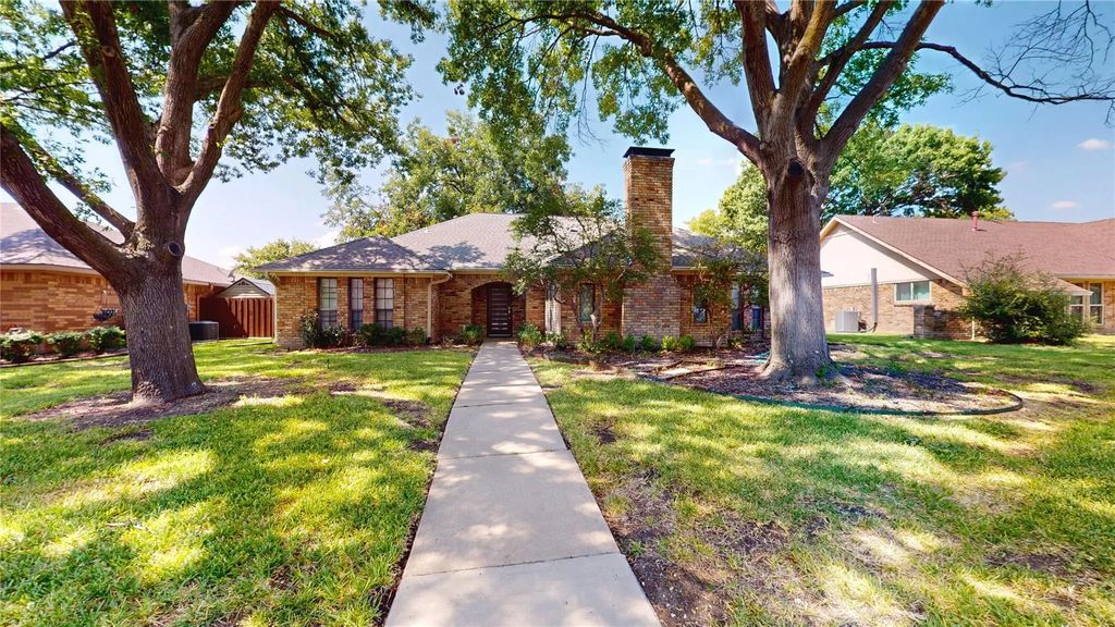 411 Sycamore Creek Road, Allen