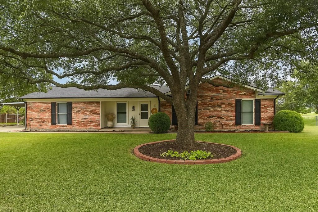 10605 Shannon Valley Drive, Crowley