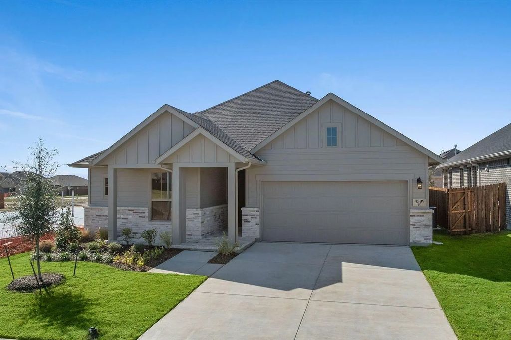 4509 Brentfield Drive, Fort Worth