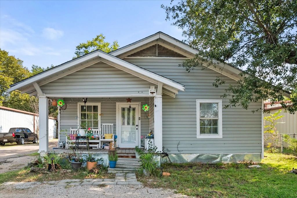 1927 W 2nd Avenue, Corsicana