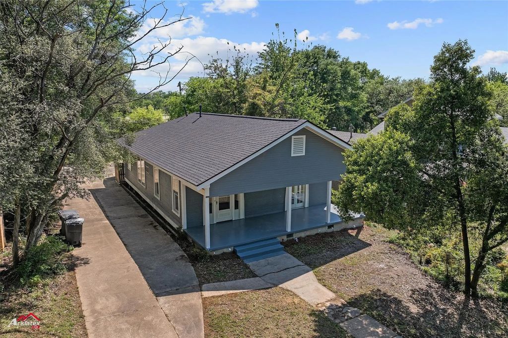 325 Rutherford Street, Shreveport