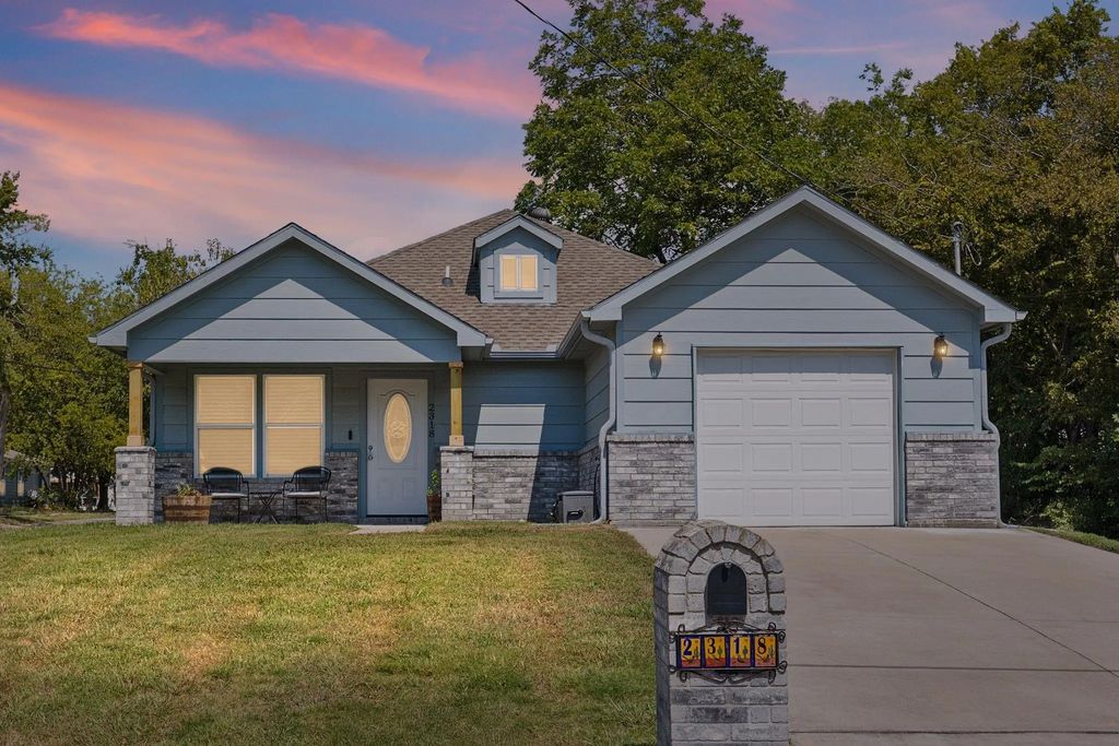 2318 Henry Street, Greenville