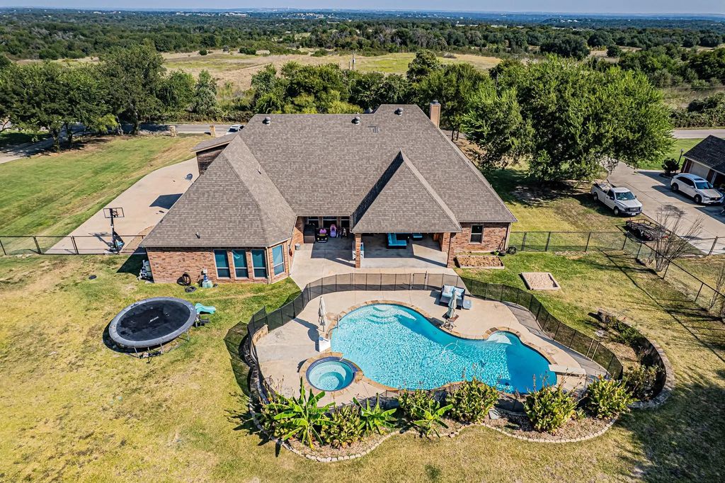 212 Muir Road, Aledo