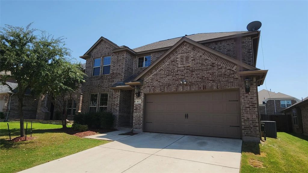 817 Mist Flower Drive, Little Elm