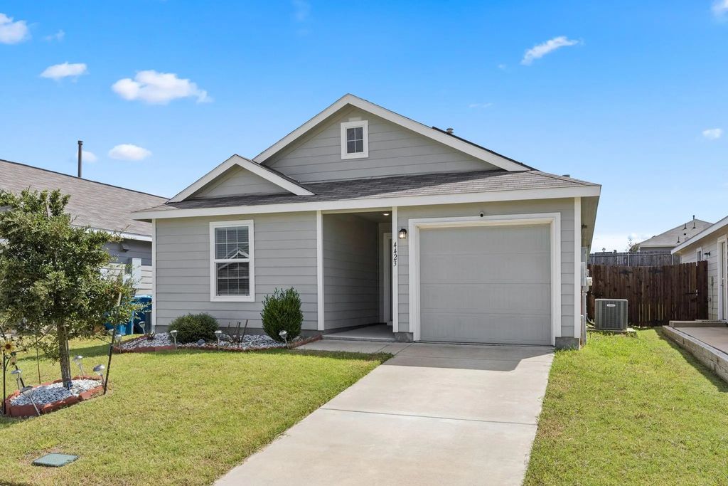 4423 Culrin Way, Forney