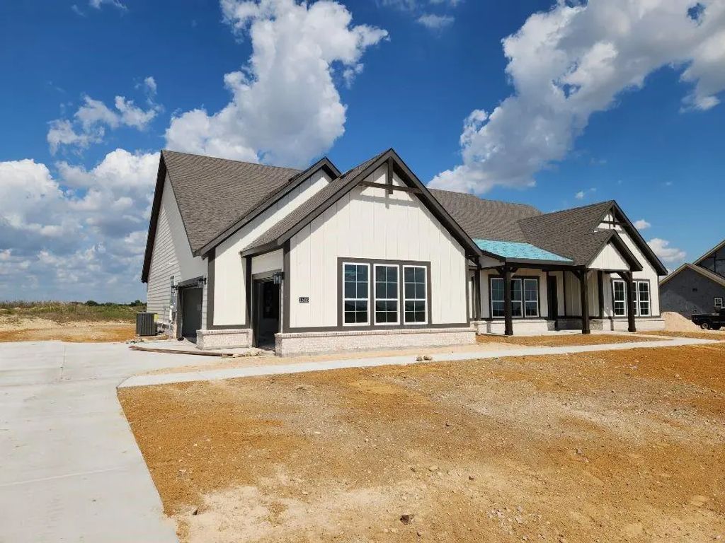 12416 Hornfels Drive, Krum