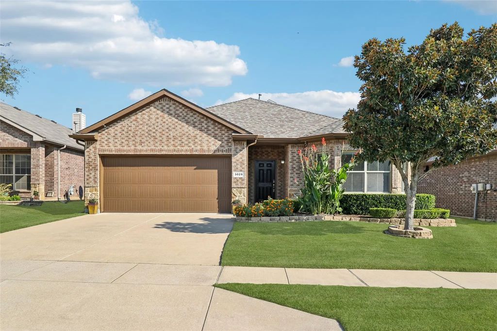 3029 Beaver Creek Drive, Fort Worth