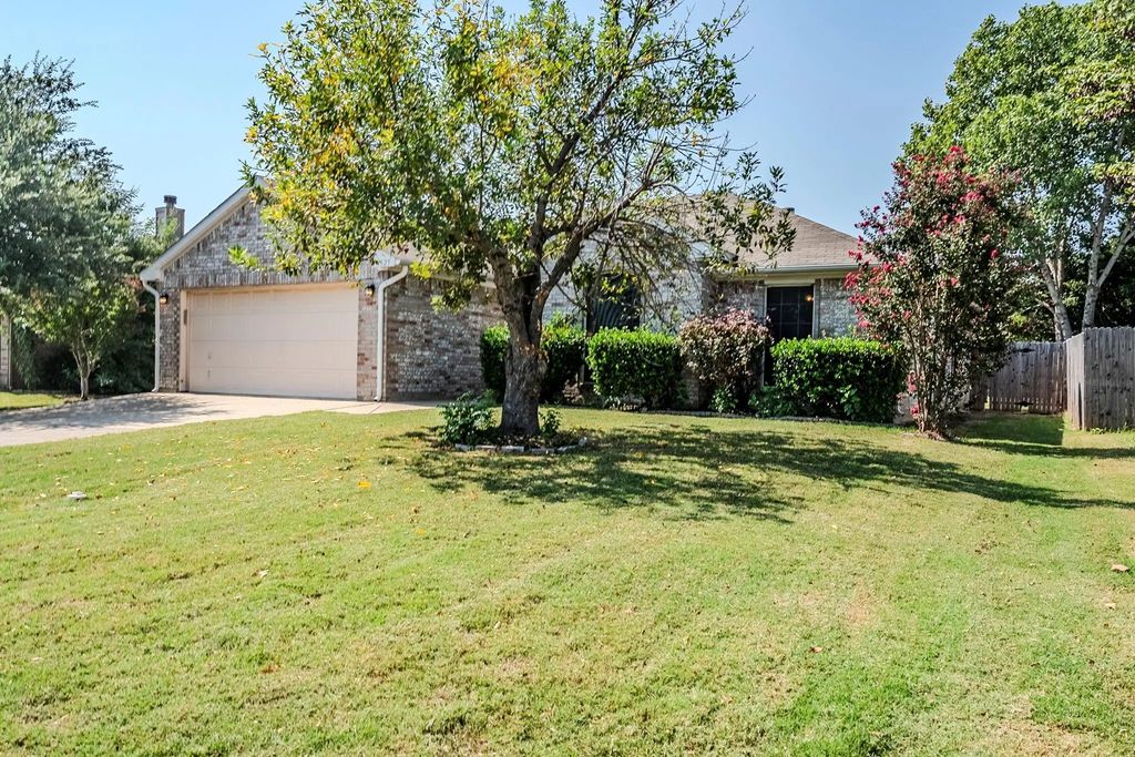 1525 Lesli Drive, Royse City