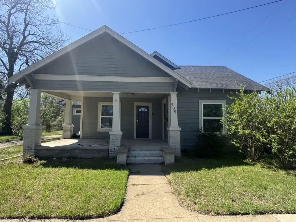 209 N Abbott Street B, Hillsboro