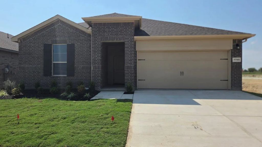 7745 Tuscarora Drive, Denton