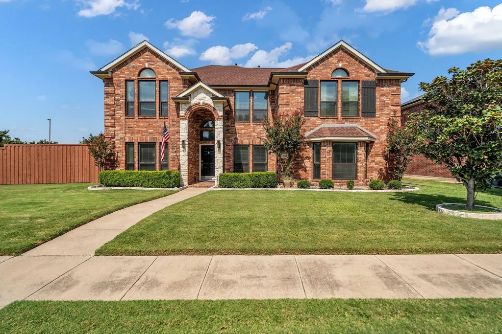 1303 Grapevine Drive, Allen