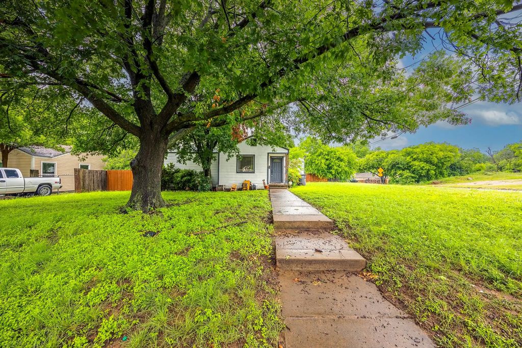 5000 Pamela Drive, Fort Worth