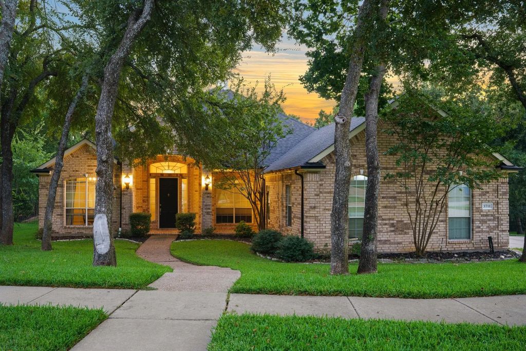 3711 Windsor Parkway, Corinth