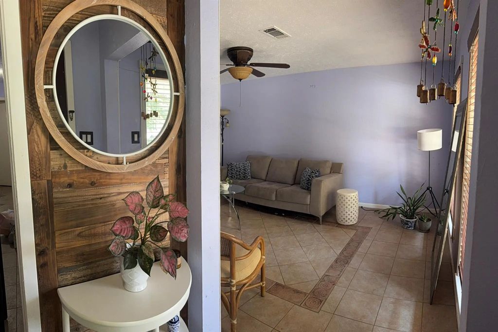 1206 Milam Way, Carrollton