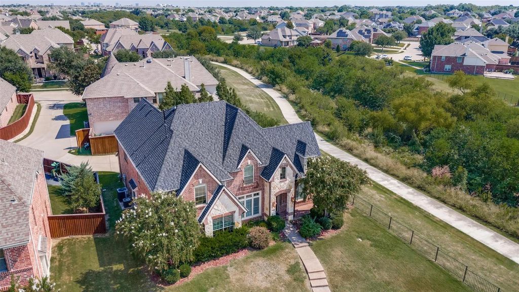 3900 Aquatic Drive, Carrollton
