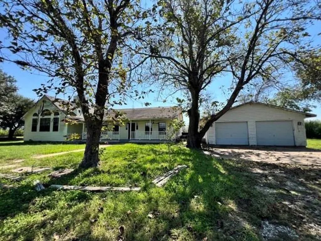 741 County Road 269, Snook