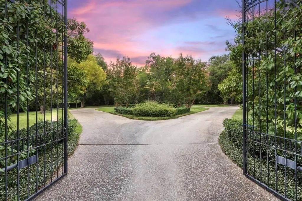 4229 Cochran Chapel Road, Dallas
